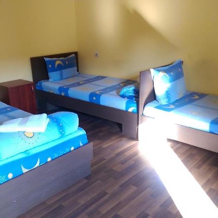 Hotel Casa Verde Prosper Bukares Bagian luar foto