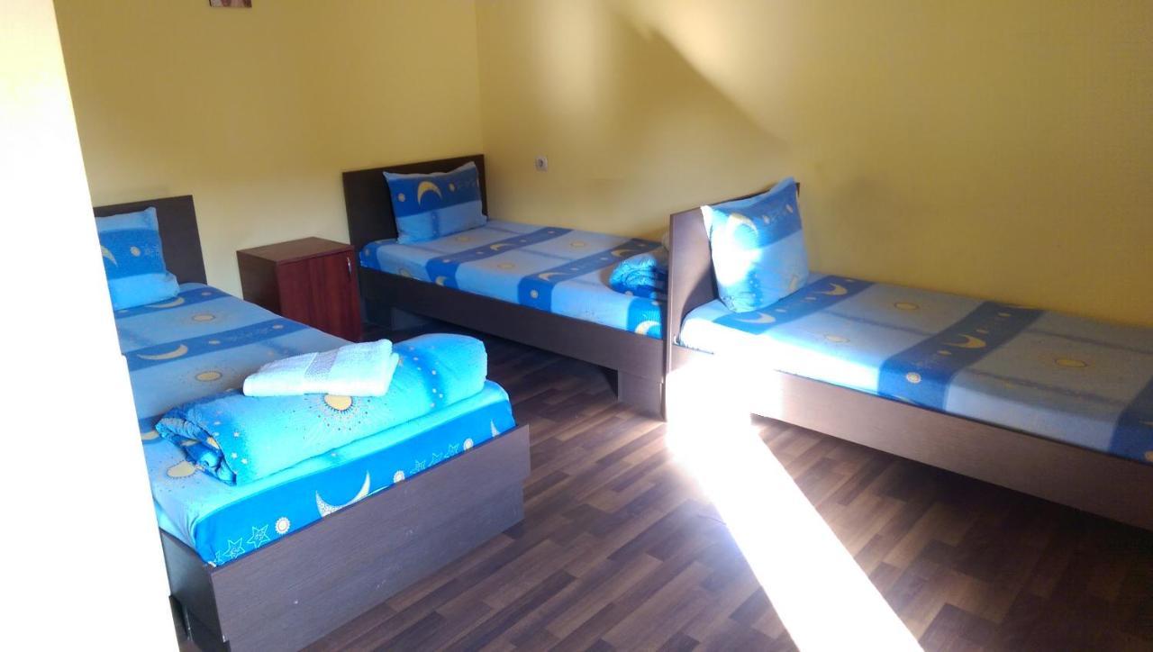Hotel Casa Verde Prosper Bukares Bagian luar foto