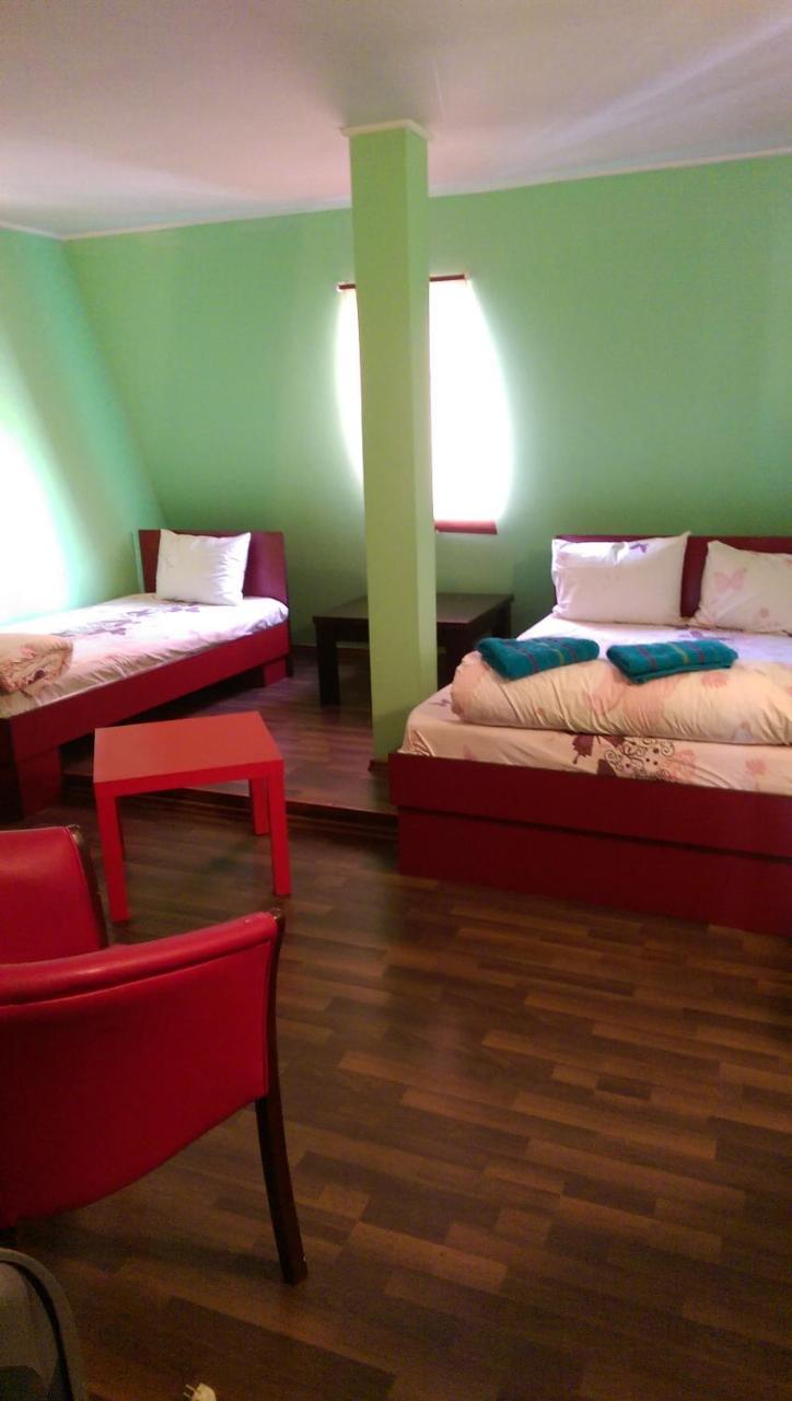 Hotel Casa Verde Prosper Bukares Bagian luar foto