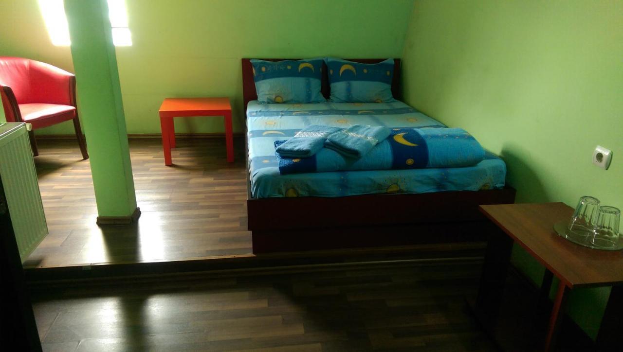 Hotel Casa Verde Prosper Bukares Bagian luar foto